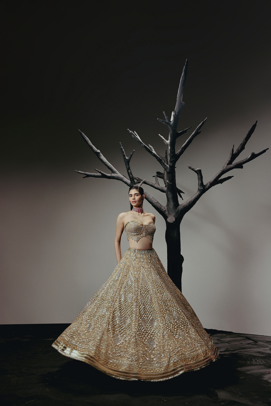 The RÉVE Gold Lehenga